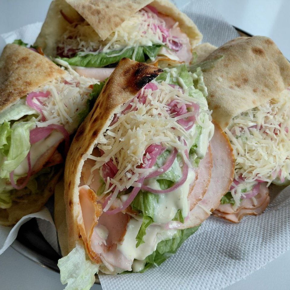 Паніні з куриним рулетом