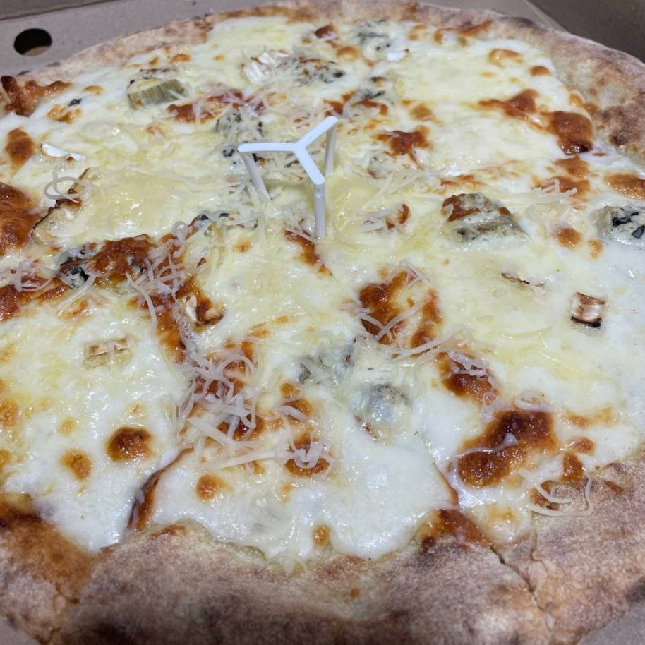 4 сири (гостра)